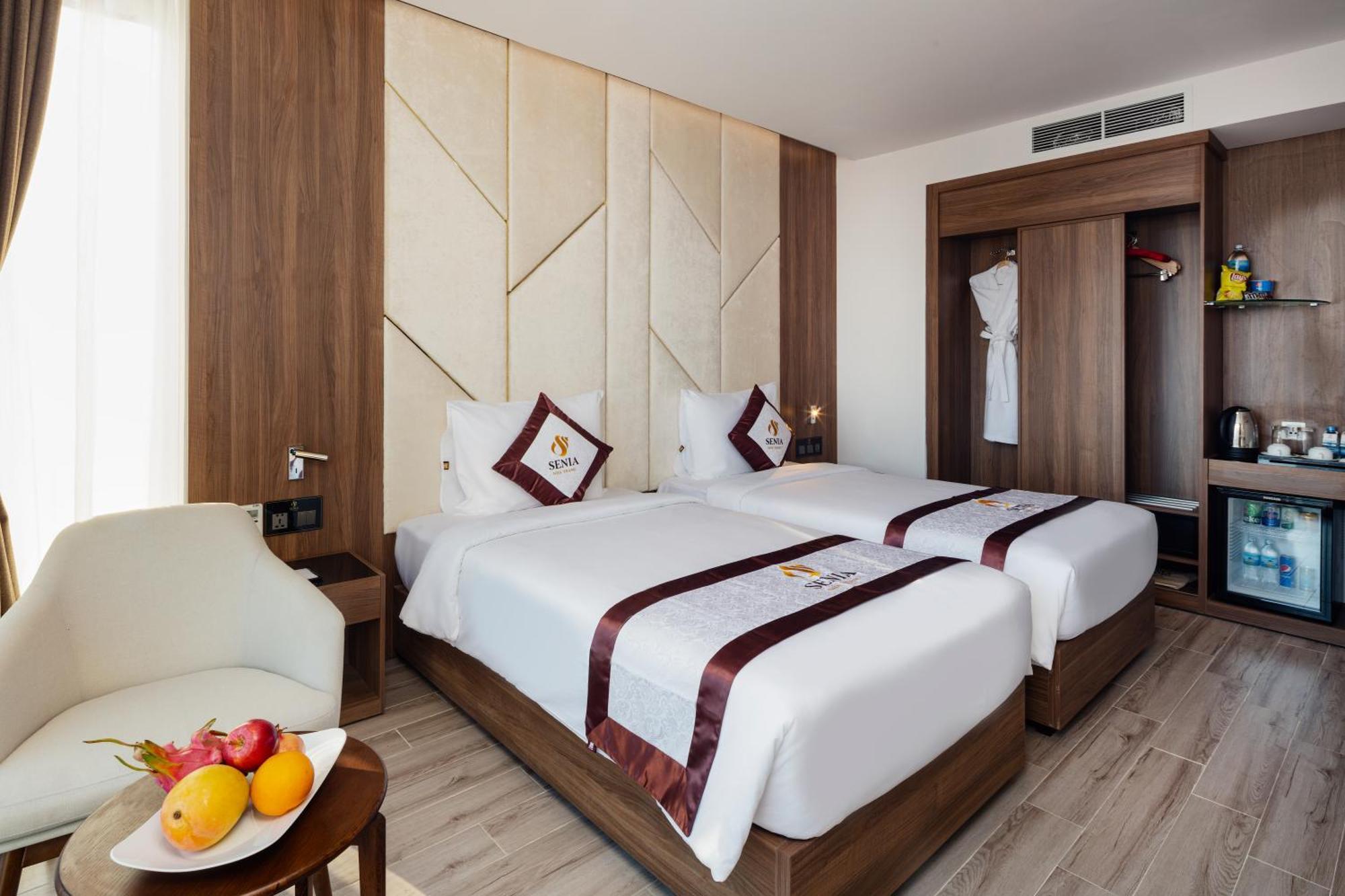 Senia Hotel Нячанг Екстер'єр фото
