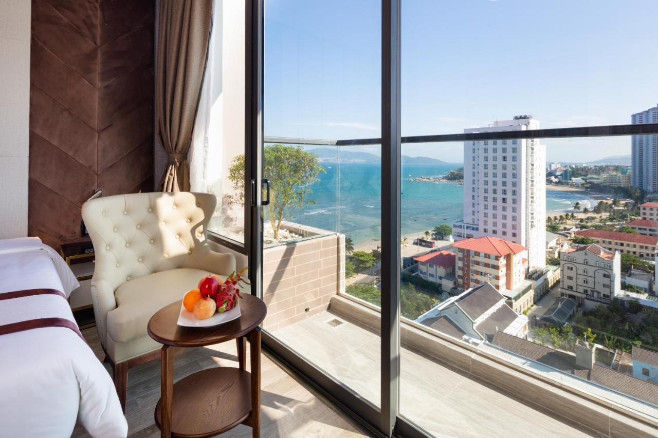 Senia Hotel Нячанг Екстер'єр фото